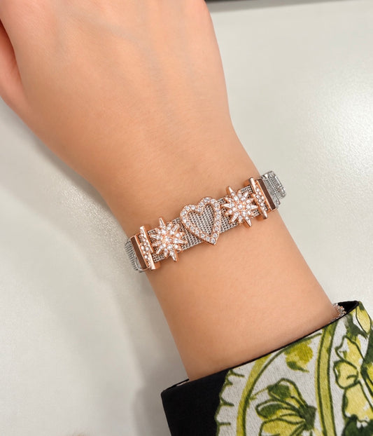 Γυναικείο βραχιόλι mesh με αστραφτερά charms
