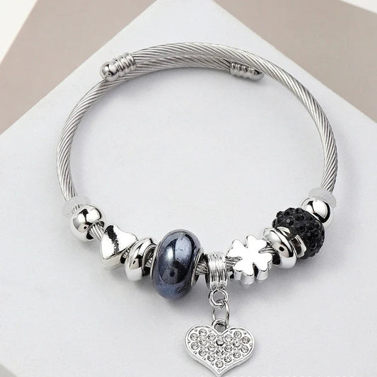 Ασημί charm βραχιόλι με καρδιά και πεταλούδα από ανοξείδωτο ατσάλι