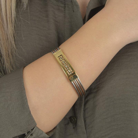 Ανδρικό βραχιόλι cuff σε ασημί, ροζ και χρυσούς τόνους με γεωμετρικό αρχαιοελληνικό μοτίβο.