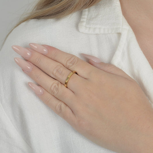 Χρυσό δαχτυλίδι με γεωμετρικά μοτίβα | gold geometric pattern ring.