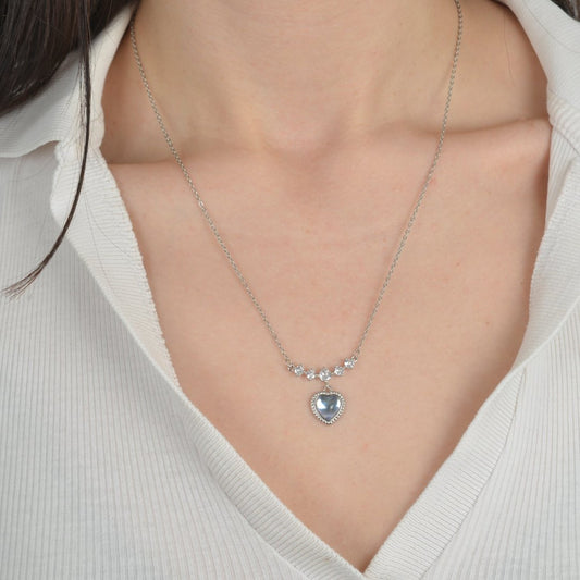 Ασημένιο κολιέ με μενταγιόν καρδιά μπλε πέτρα και ζιργκόν.