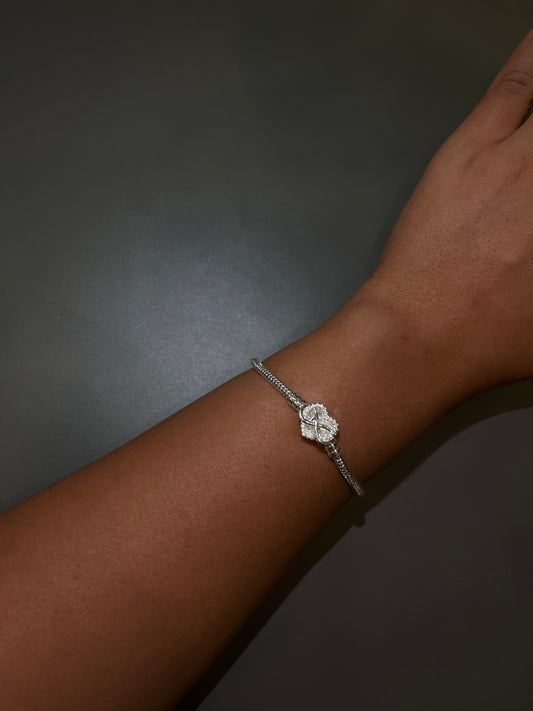 ΑσημI βραχιόλι με καρδιά και σύμβολο απείρου