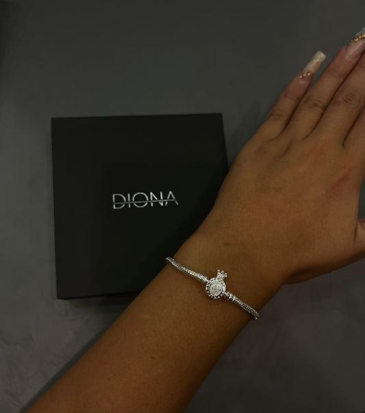 ΑσημI βραχιόλι με κούμπωμα κορώνα και ζιρκόν