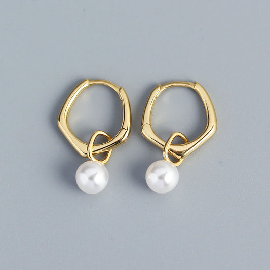 Χρυσά σκουλαρίκια από ασήμι 925 με πέρλα