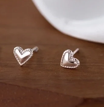 Ασημί σκουλαρίκια καρδιά από ασήμι 925