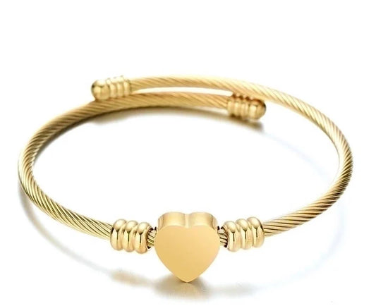 Χρυσό βραχιόλι με καρδιά και γυαλιστερή υφή