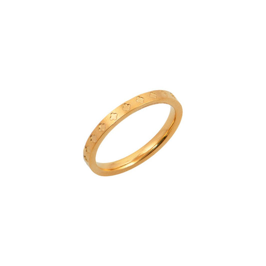 Χρυσό δαχτυλίδι με χαραγμένα τριφύλλια | gold ring clover pattern.