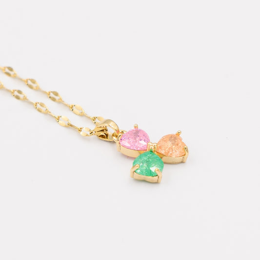 Κολιέ με τρεις καρδιές, διακοσμημένο με ζιργκόν και πέτρες