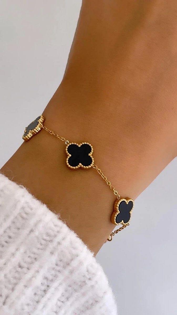 Βραχιόλι τύπου σταυρός clover μαύρο με χρυσαφι