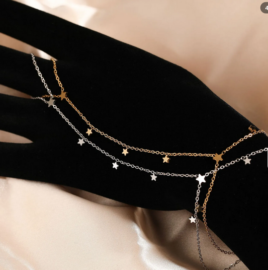 Βραχιόλι hand chain με δαχτυλίδι και ασημί αστεράκια