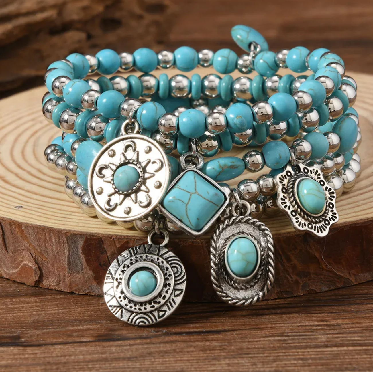 Σετ Boho Βραχιόλια με Τιρκουάζ Χάντρες & Ασημί Charms